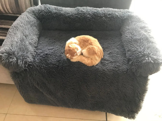 Plush Washable Pet Blanket – Cozy Nest Design with Removable Cover